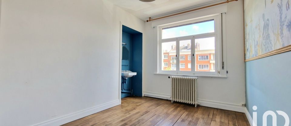 Appartement 4 pièces de 86 m² à Lille (59800)