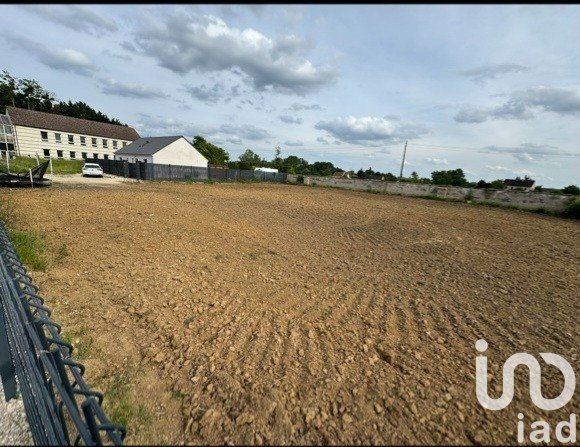 Terrain de 1 221 m² à Trouhans (21170)