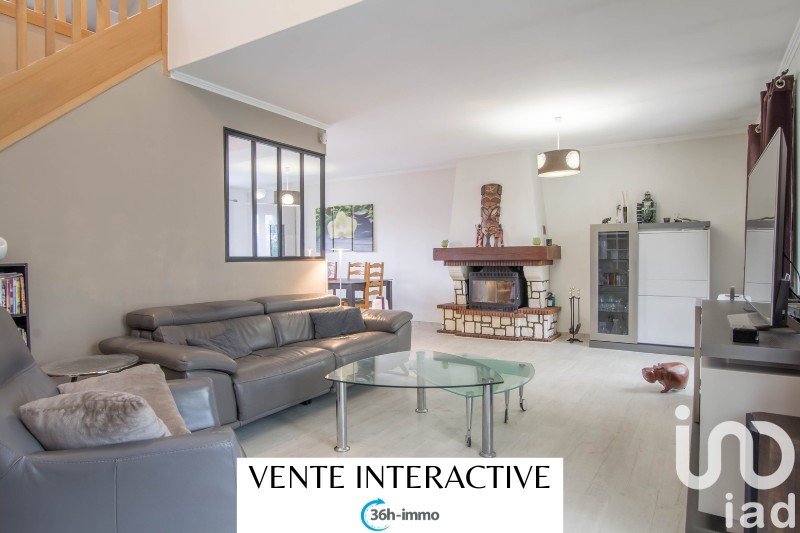 Vente Maison 151m² 7 Pièces à Paray-Vieille-Poste (91550) - Iad France