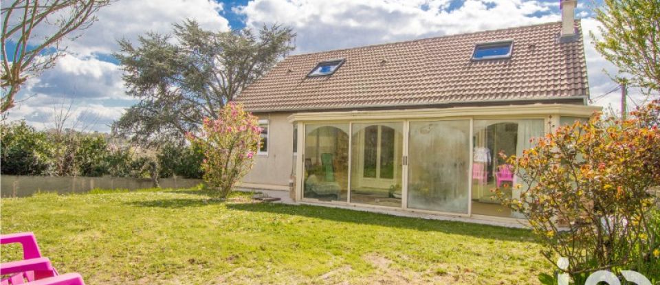 Maison 7 pièces de 151 m² à Montlhéry (91310)