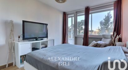 Apartment 5 rooms of 83 m² in Marseille (13009)