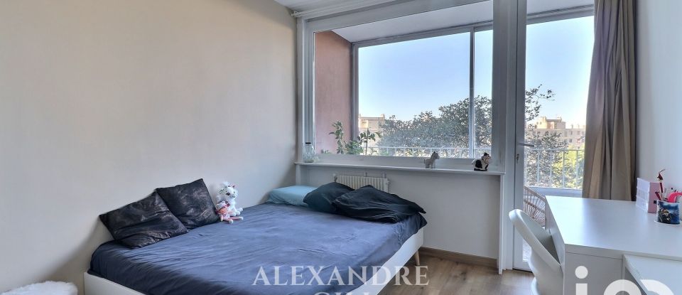 Apartment 5 rooms of 83 m² in Marseille (13009)