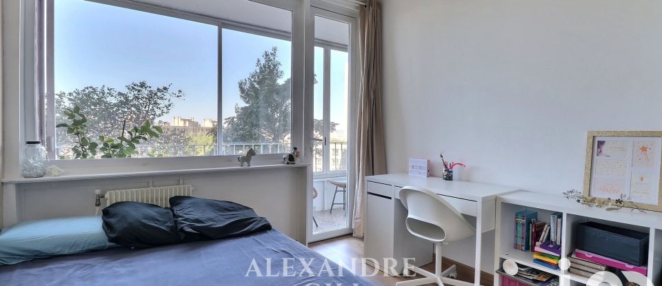 Apartment 5 rooms of 83 m² in Marseille (13009)