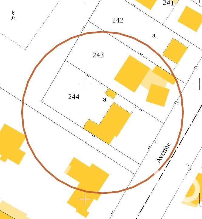 Immeuble de 216 m² à Melun (77000)