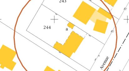 Immeuble de 216 m² à Melun (77000)