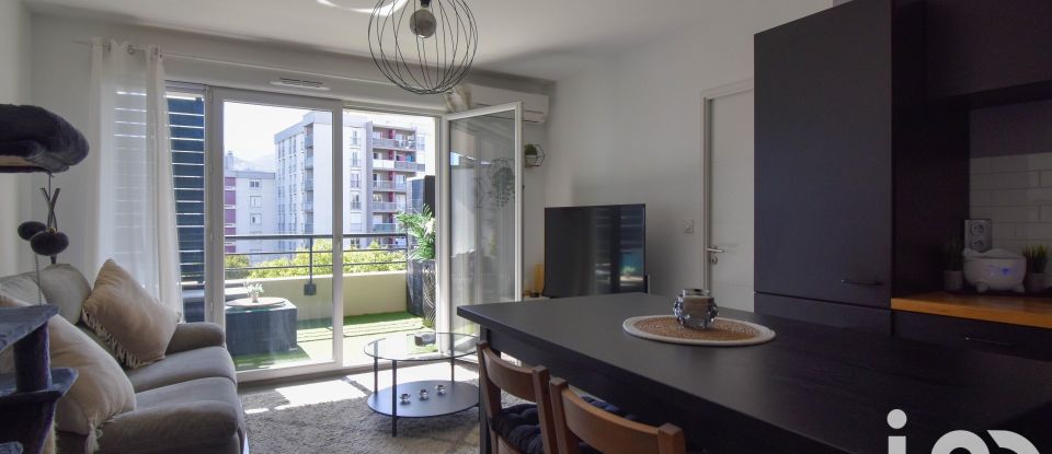 Appartement 2 pièces de 42 m² à Marseille (13012)