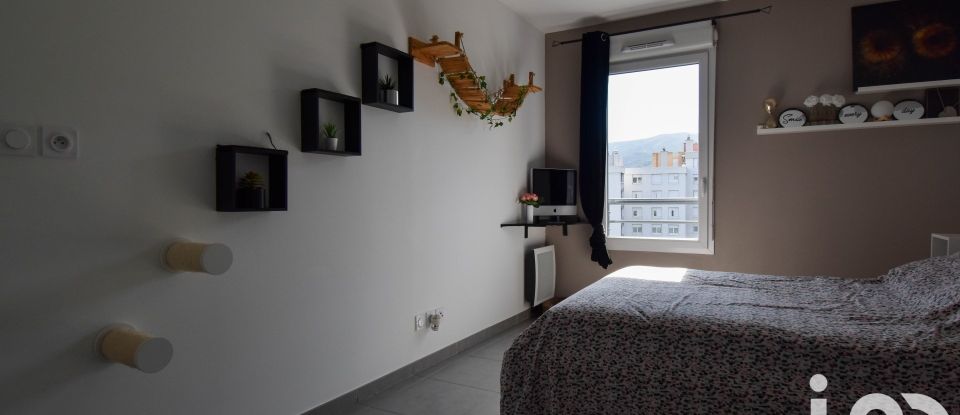 Appartement 2 pièces de 42 m² à Marseille (13012)