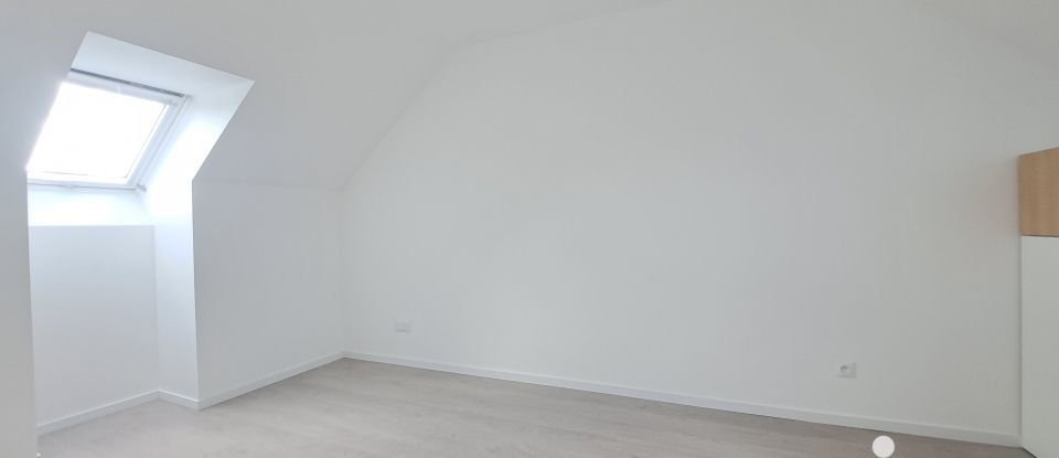 Maison 4 pièces de 100 m² à Gambais (78950)