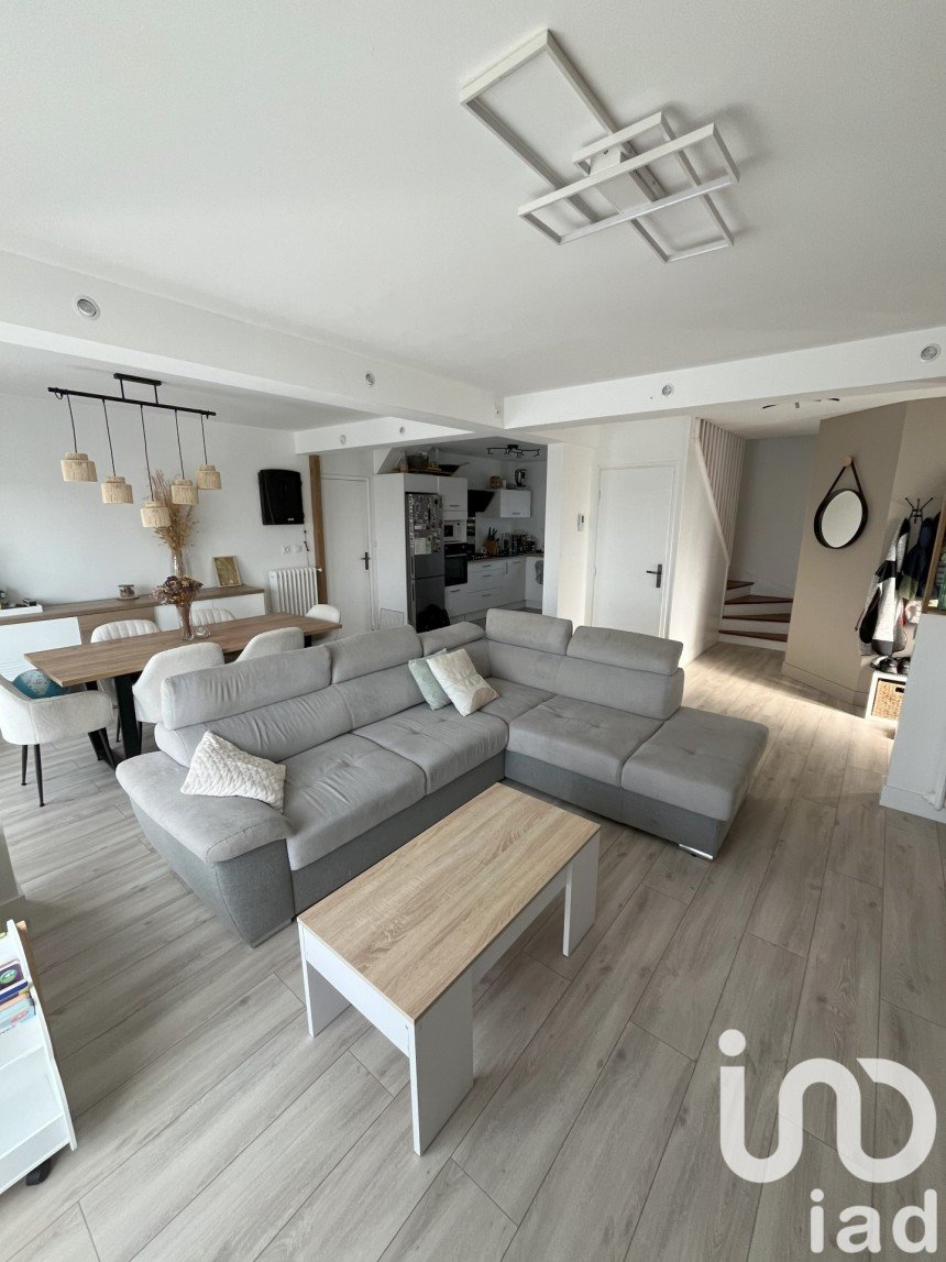 Vente Maison 108m² 5 Pièces à Arradon (56610) - Iad France