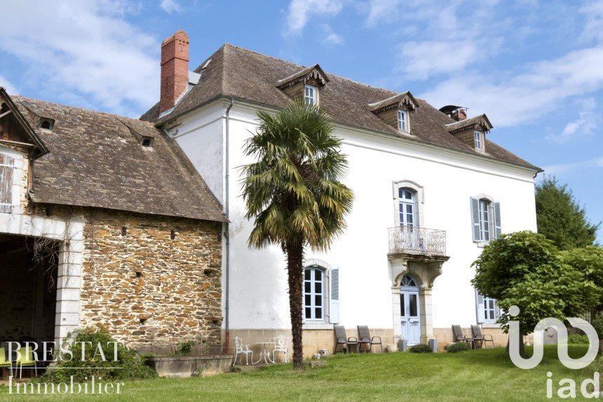 Mansion 9 rooms of 314 m² in Loucrup (65200)