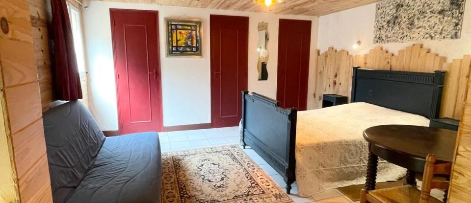 Lodge 6 rooms of 222 m² in Le Buisson-de-Cadouin (24480)