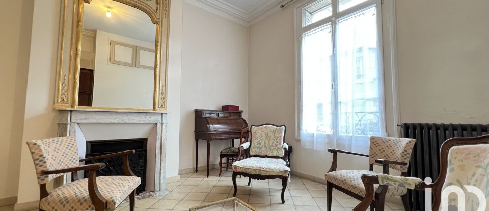 Mansion 7 rooms of 185 m² in Reims (51100)