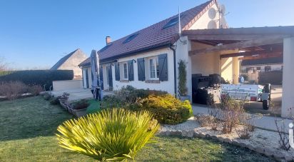 Maison traditionnelle 5 pièces de 140 m² à Oissery (77178)