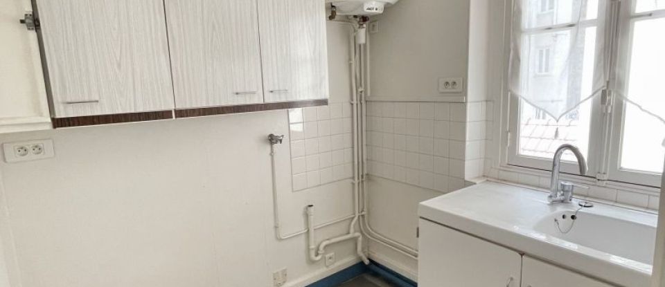 Appartement 1 pièce de 18 m² à Paris (75017)