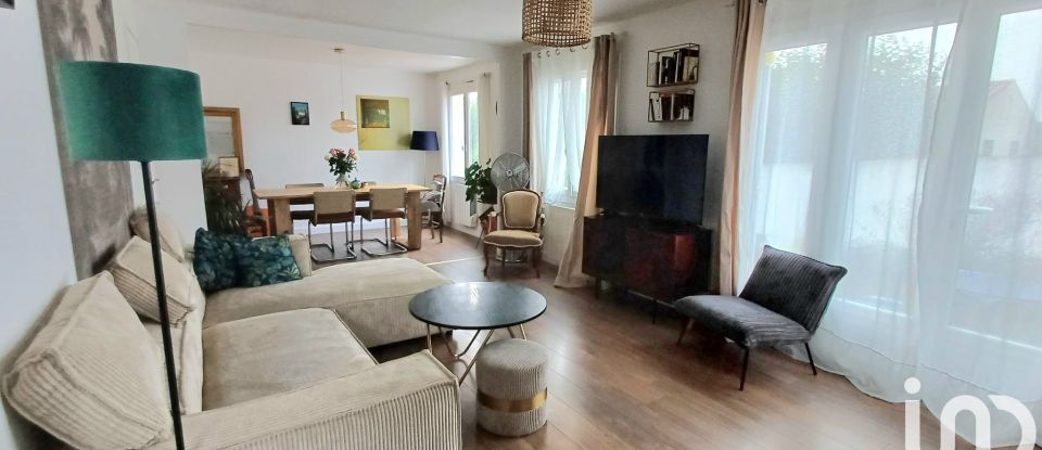 Traditional house 5 rooms of 125 m² in Salles-sur-Mer (17220)