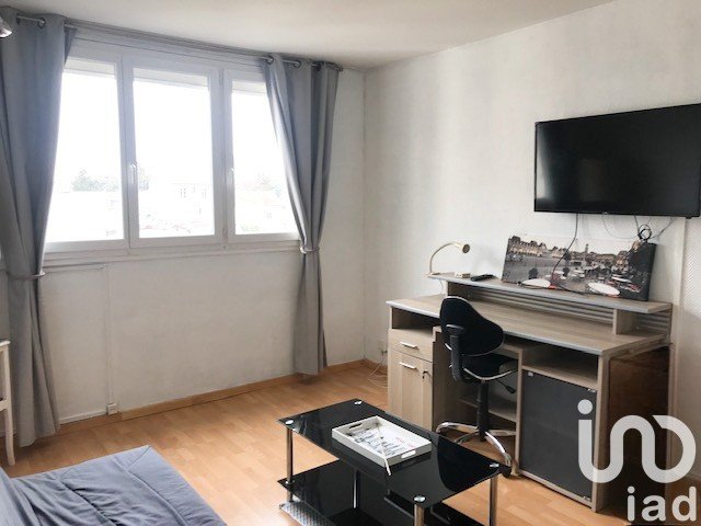 Apartment 1 room of 30 m² in Reims (51100)