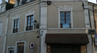 Town house 6 rooms of 124 m² in Sillé-le-Guillaume (72140)