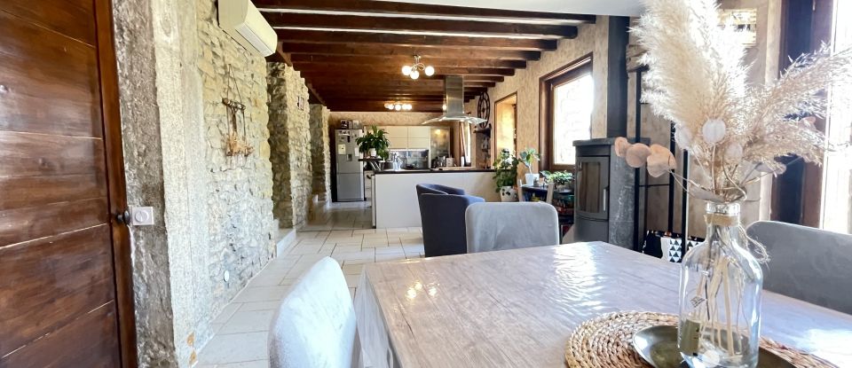 House 5 rooms of 161 m² in Boyeux-Saint-Jérôme (01640)