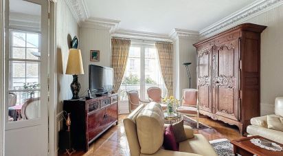 Apartment 4 rooms of 82 m² in Paris (75018)