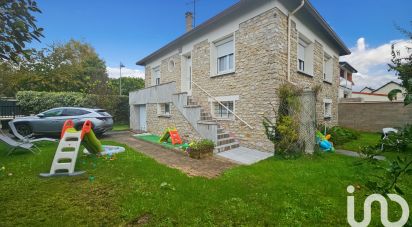 Traditional house 5 rooms of 105 m² in Brie-Comte-Robert (77170)