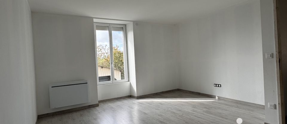 Maison de village 7 pièces de 190 m² à Saint-Hilaire-de-Voust (85120)