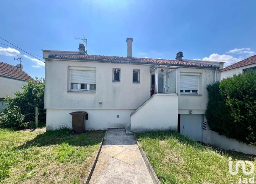 House 3 rooms of 67 m² in Les Noës-près-Troyes (10420)