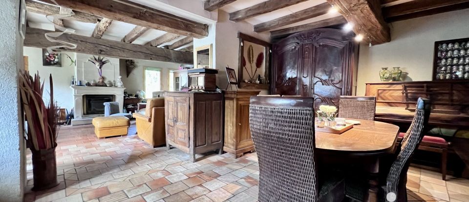 Country house 6 rooms of 175 m² in Marcé (49140)