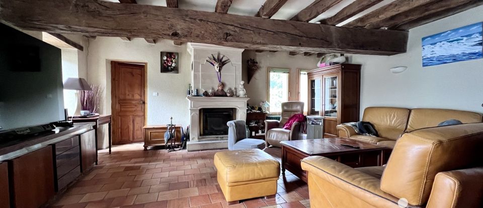 Country house 6 rooms of 175 m² in Marcé (49140)