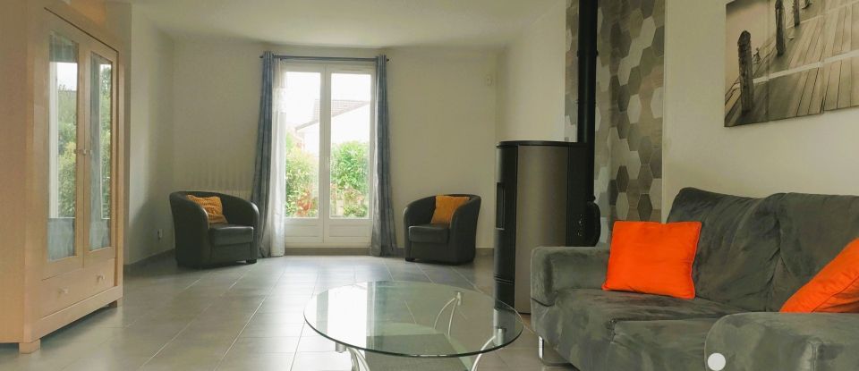 House 6 rooms of 140 m² in Cergy (95800)