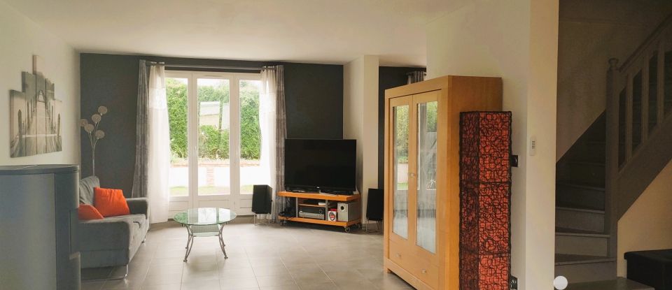 House 6 rooms of 140 m² in Cergy (95800)