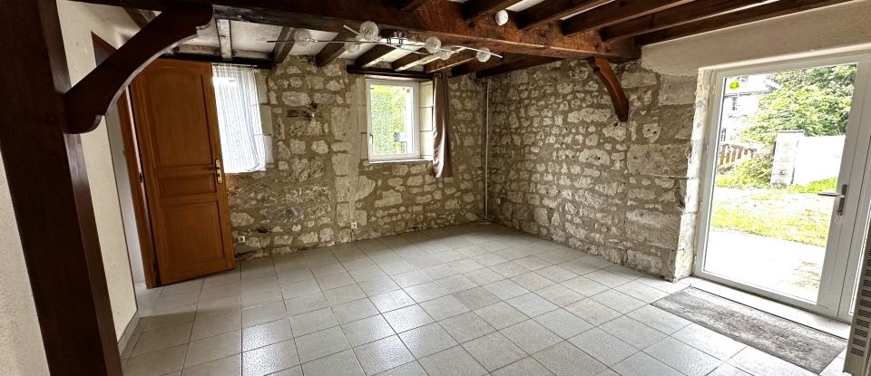 Longere 4 rooms of 95 m² in Brain-sur-Allonnes (49650)