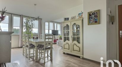 Appartement 4 pièces de 70 m² à Lys-lez-Lannoy (59390)