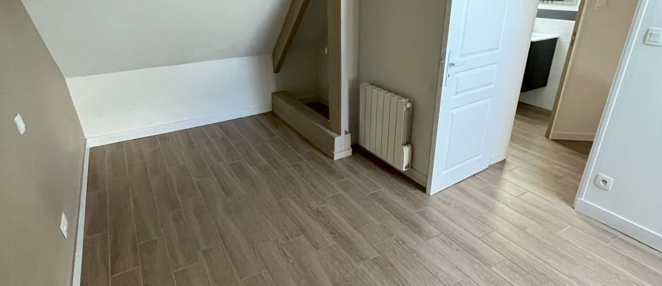 Maison 4 pièces de 110 m² à Brech (56400)