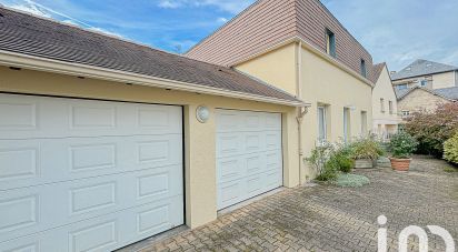 Maison 8 pièces de 232 m² à Brive-la-Gaillarde (19100)