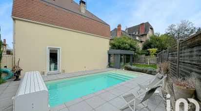 House 8 rooms of 232 m² in Brive-la-Gaillarde (19100)