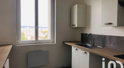 Appartement 2 pièces de 52 m² à Montluçon (03100)