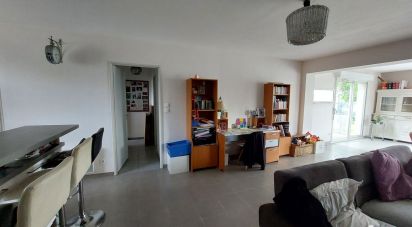 House 7 rooms of 131 m² in Le Pout (33670)