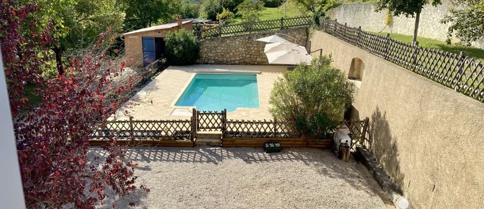 Maison 8 pièces de 204 m² à Artignosc-sur-Verdon (83630)