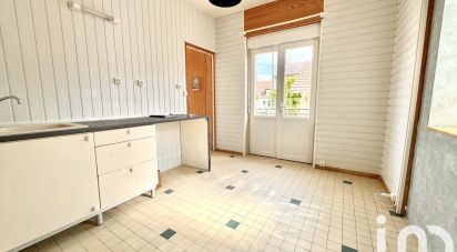 Town house 4 rooms of 85 m² in Cosne-Cours-sur-Loire (58200)