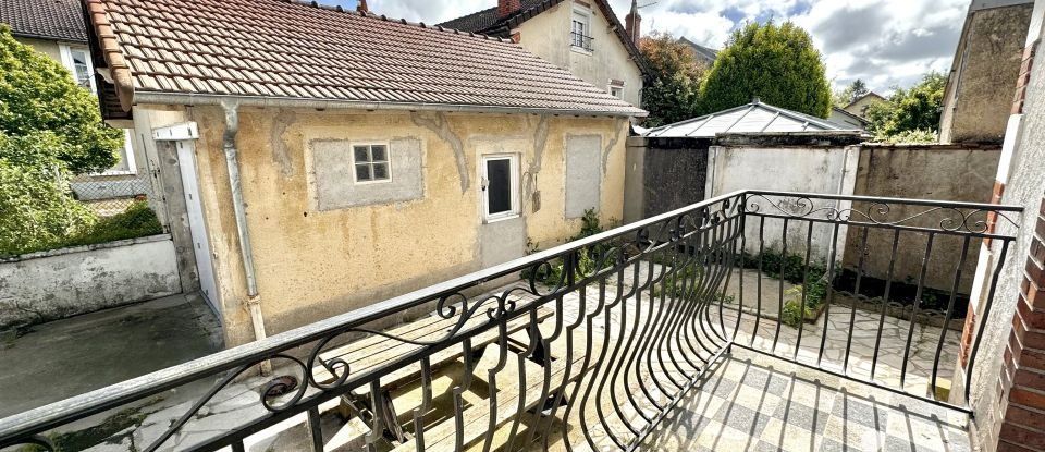 Maison de ville 4 pièces de 85 m² à Cosne-Cours-sur-Loire (58200)