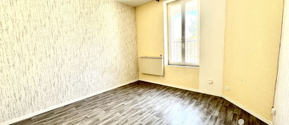 Maison de ville 4 pièces de 85 m² à Cosne-Cours-sur-Loire (58200)