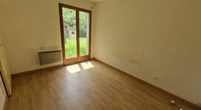 Maison 4 pièces de 68 m² à Sainte-Eulalie (33560)