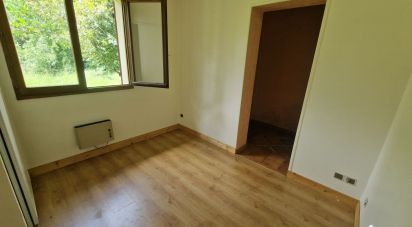 Maison 4 pièces de 68 m² à Sainte-Eulalie (33560)