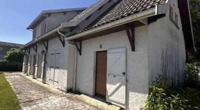 Maison 8 pièces de 155 m² à Pessac (33600)