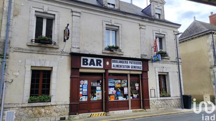 Bar of 280 m² in Channay-sur-Lathan (37330)