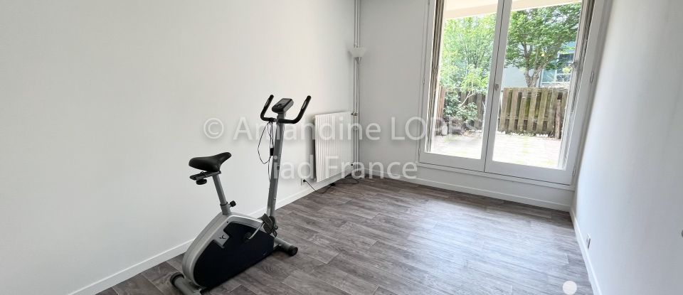 Appartement 3 pièces de 71 m² à Corbeil-Essonnes (91100)