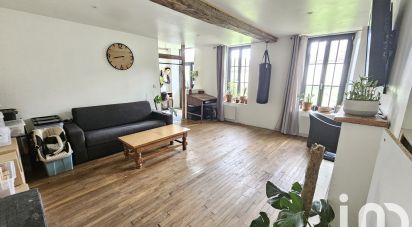 Longere 3 rooms of 83 m² in Chennegy (10190)