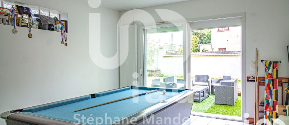 House 7 rooms of 140 m² in Saint-Maur-des-Fossés (94100)