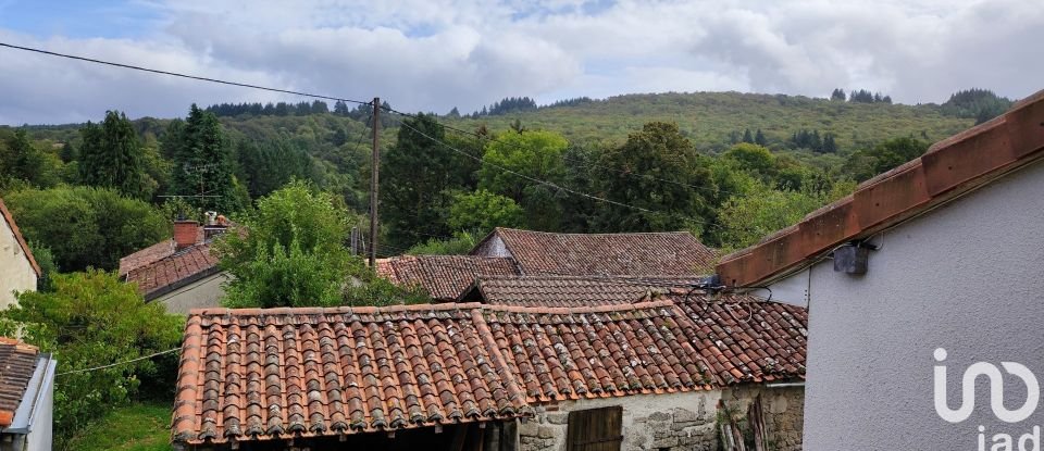 Maison de village 4 pièces de 124 m² à Blond (87300)