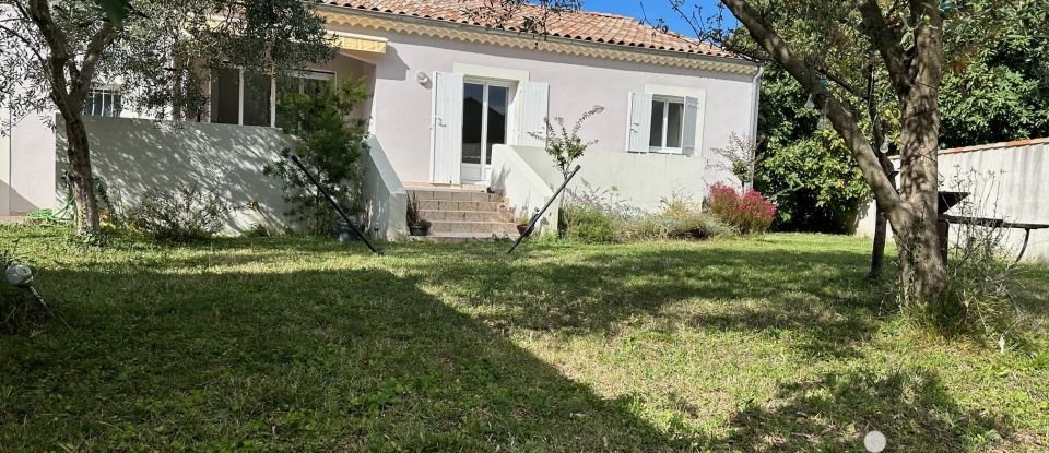 Traditional house 4 rooms of 123 m² in Montélimar (26200)